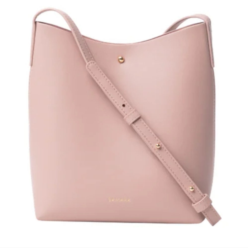 Medium shoulder bag. Color- Peony